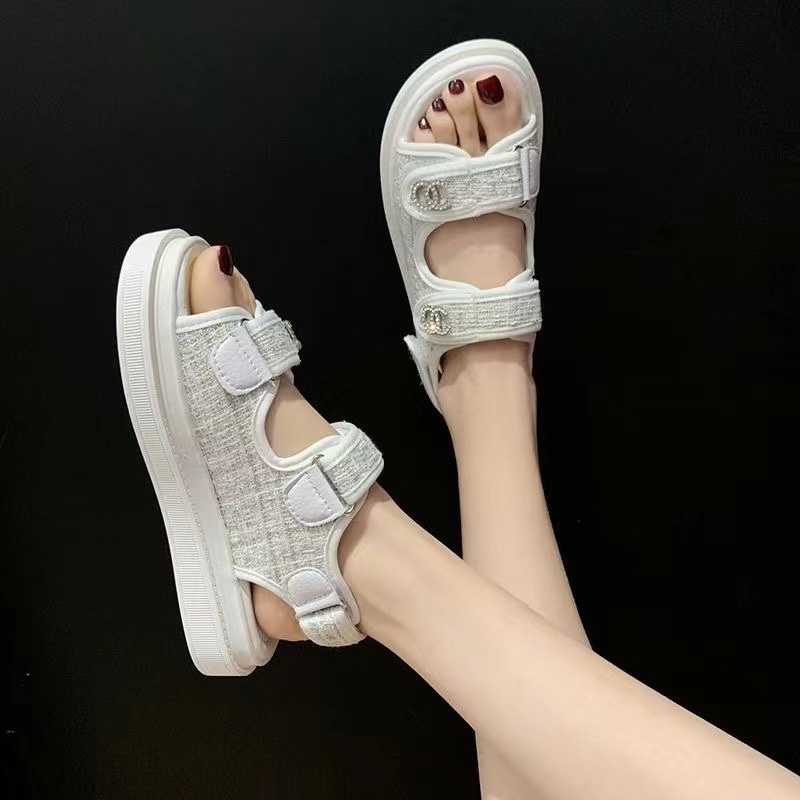 新款小香風涼鞋女夏平底魔術貼松糕厚底海邊沙灘鞋