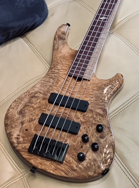 【已售 可定制】Roscoe Custom SKB3005 bass 贝斯 展级桃金娘贴