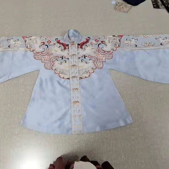 汉服定制。立领交领方领短袄。立领斜襟长袄定制工费！
