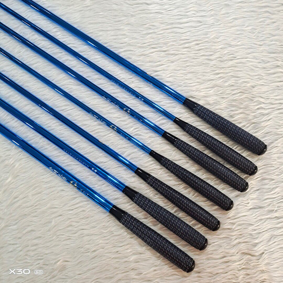 青鲟至尊通杀版鲫鱼竿28调电镀高碳超轻细台钓竿钓鱼竿小杆博大物