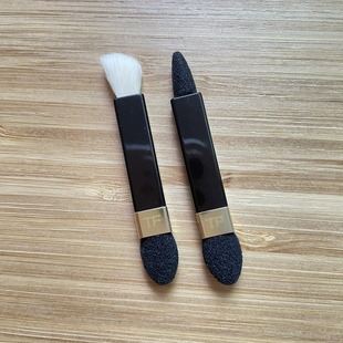 包邮 tf眼影刷 Tord Ford四色眼影原装小刷子 现货一对