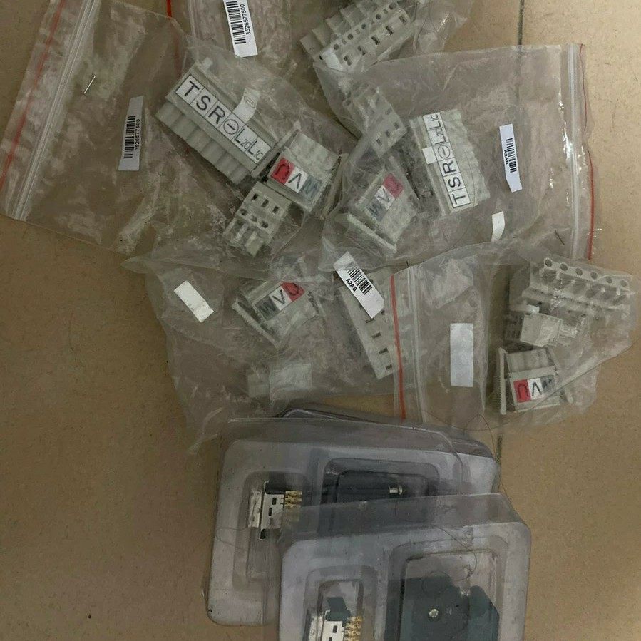 台达A2 B2 AB伺服驱动器UVW PDC L1 L2 RST电源接线端子插头CN1/2,电子元器件市场,触摸屏/触控屏,淘宝优惠券,粉丝福利购,淘宝优惠卷