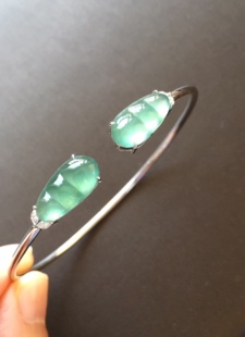 【赏】木易日辰 天然翡翠A货老坑种冰蓝水双福豆18K金钻石手镯