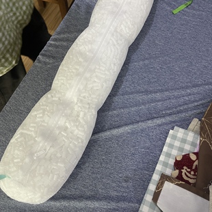 拉伸颈椎一个 12x63cm长条枕