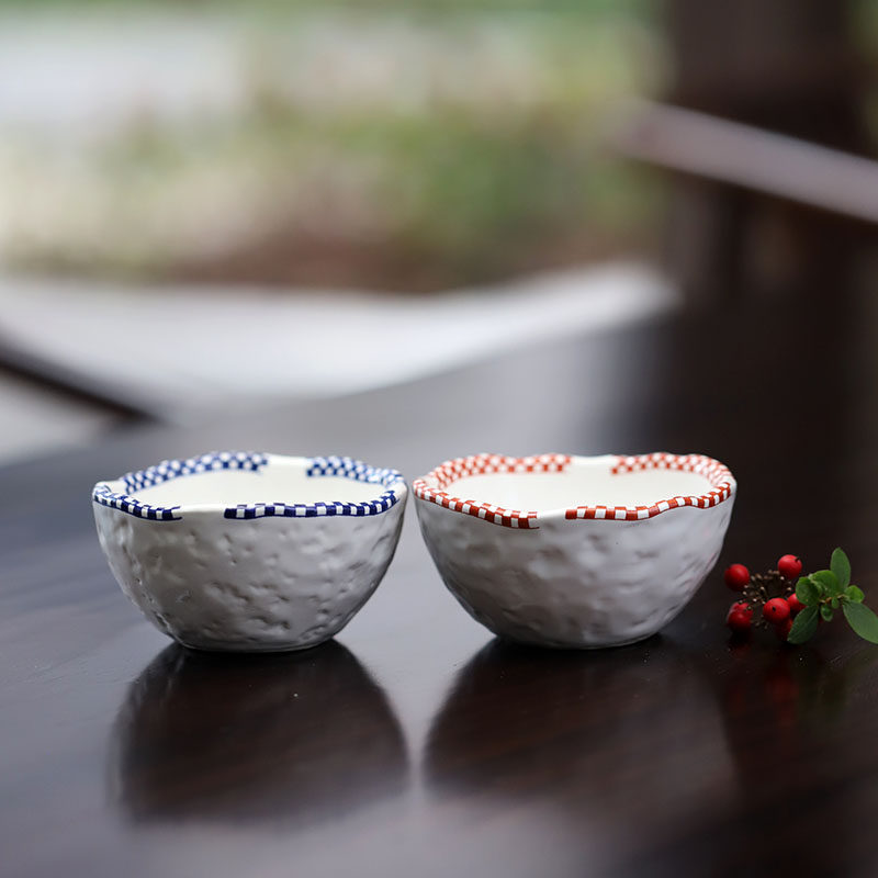 日本进口市松厚边小钵碗小清新甜品碗沙拉碗寿司碗可爱的小米饭碗