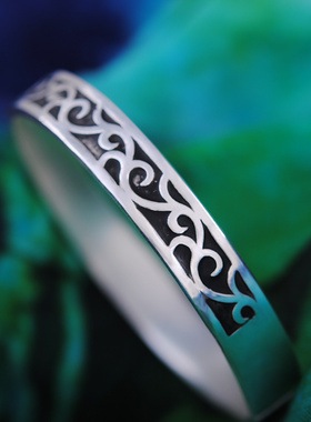 女士卷草纹古法纯银手镯送妈妈