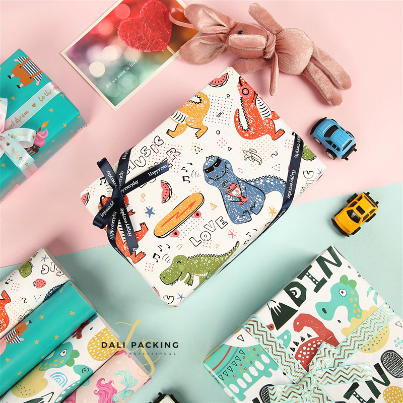 卡通生日包装纸diy儿童节礼物纸