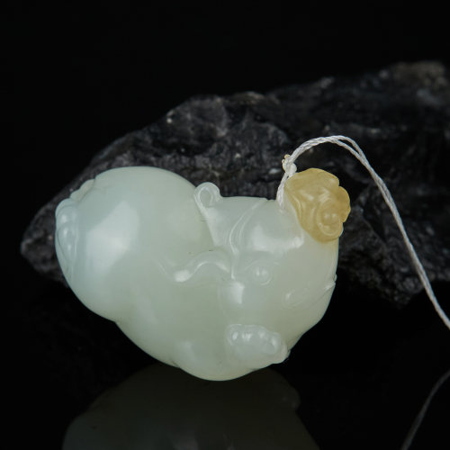 孤品苏作玉雕大师和田白玉吊坠