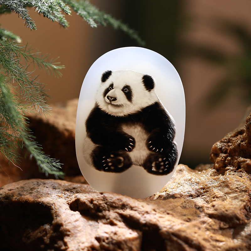 七彩云南云上大师展玛瑙挂件