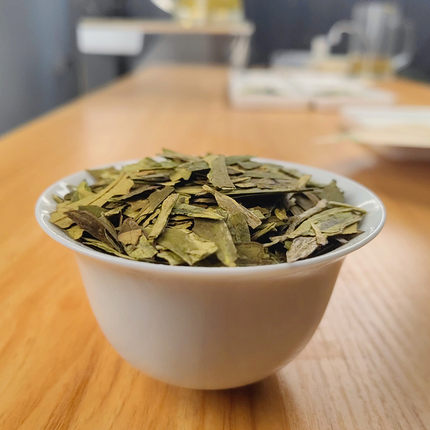 浙江龙井新茶高山茶片茶碎绿茶豆香型茶自己喝口粮茶碎茶片500克