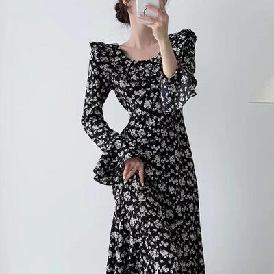 HW新款秋冬连衣裙长袖高腰显瘦甜美新款2024年设计感收腰仙女裙