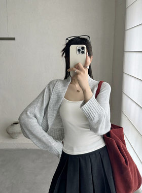 穿搭针织开衫女冬季修身红色毛衣外套修身显瘦蝙蝠袖外搭辣妹上衣