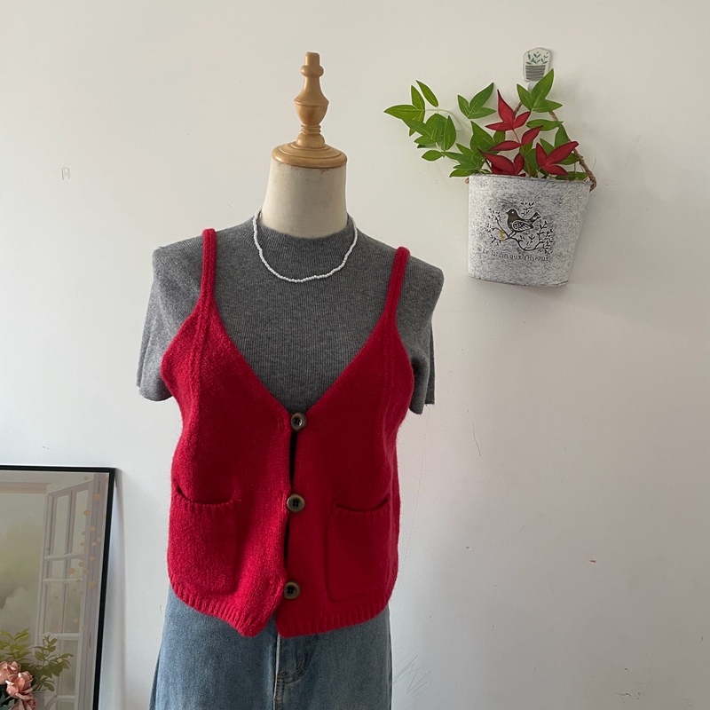 单排扣针织吊带马甲女春秋外搭无袖吊带坎肩百搭毛衣背心叠穿上衣