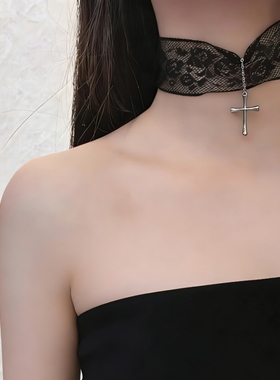 小众设计超软蕾丝十字架简约配饰拍照出片choker锁骨链女颈链颈圈