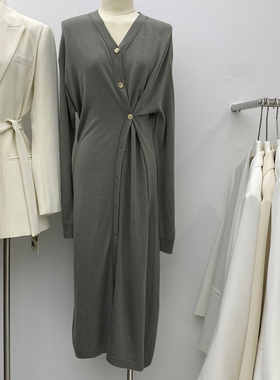 JASMINE2021早秋新款韩版气质设计感V领单排扣中长款针织连衣裙女