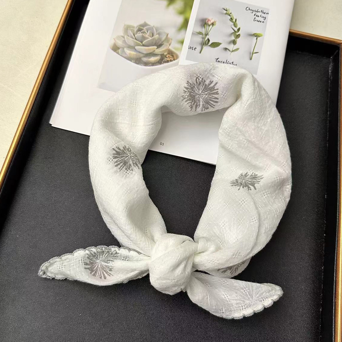 日系文艺复古印花棉麻小方巾围巾