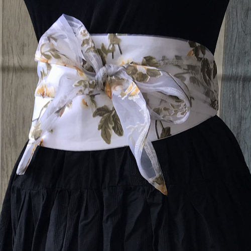 黄蔷薇白棉布底印花欧根纱腰封