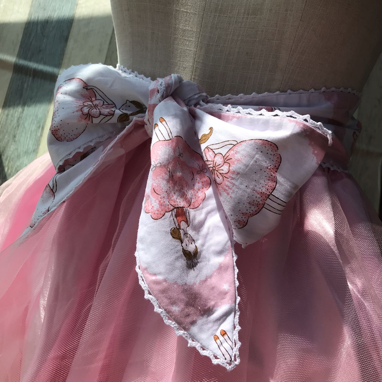 甜美风粉色花边围巾蝴蝶结腰带