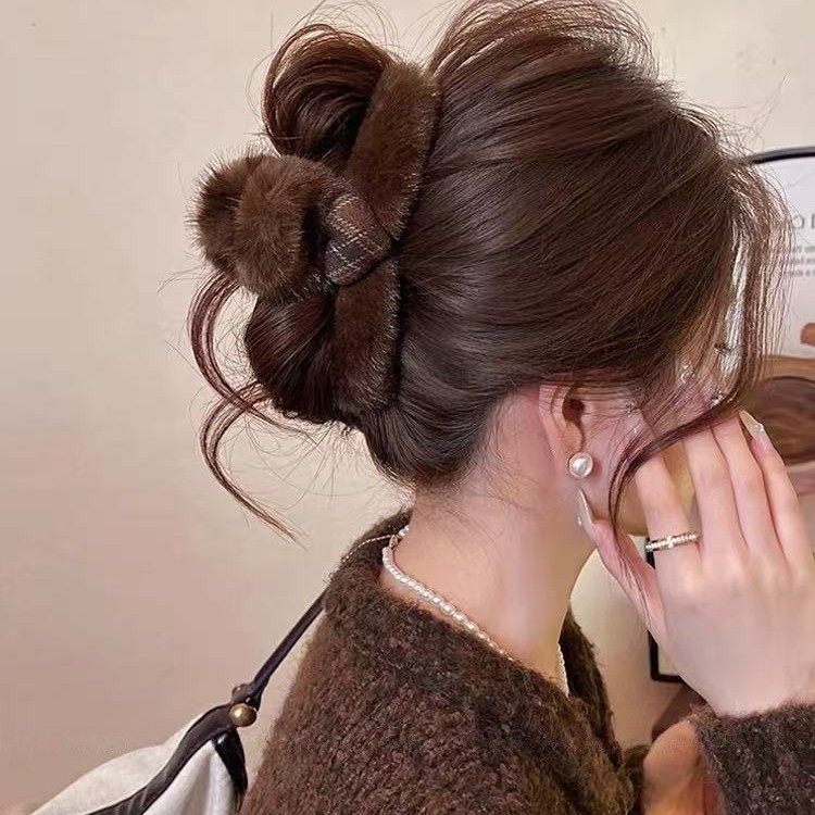 毛绒抓夹女后脑勺盘发2025新款毛毛鲨鱼夹高级感百搭发夹大号头饰,饰品/流行首饰/时尚饰品新,民族风发饰,淘宝优惠券,粉丝福利购,淘宝优惠卷