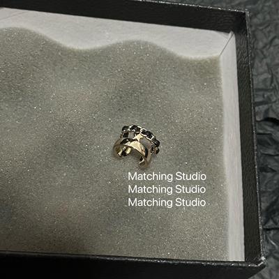 网红高定直播爆款耳骨夹小香风小香金小羊皮C圈精致耳骨夹双c字母