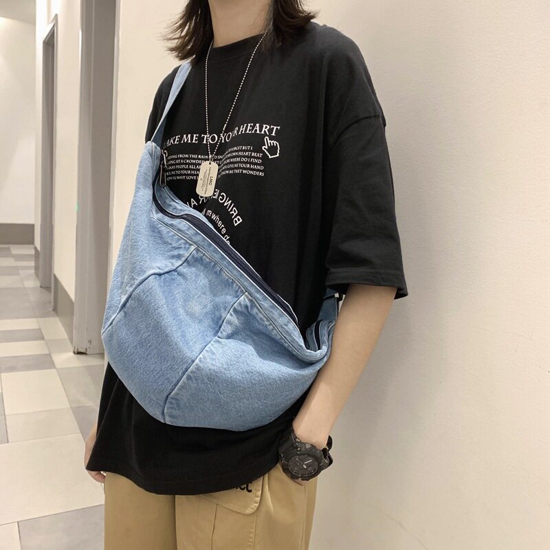牛仔帆布包男女斜挎包休闲单肩背包布艺饺子包复古文艺女包潮