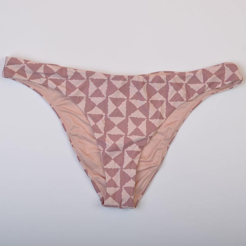 多款澳洲品牌比基尼泳裤女性感