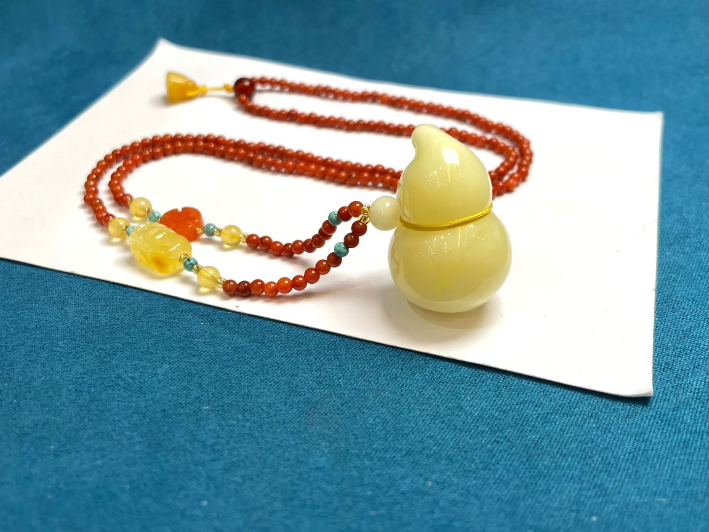 天然蜜蜡白花蜡葫芦吊坠搭配南红项链蜜蜡葫芦吊坠国风礼物新中式