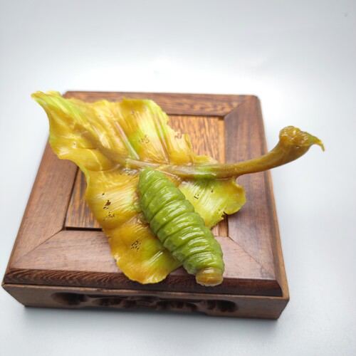 精品收藏岫玉花玉巧雕作品秋蚕 天然玉石手工雕刻玉雕艺术摆件