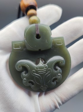 精品析木玉和田玉守护手把件把玩手工雕刻双面雕刻天然玉石手把件