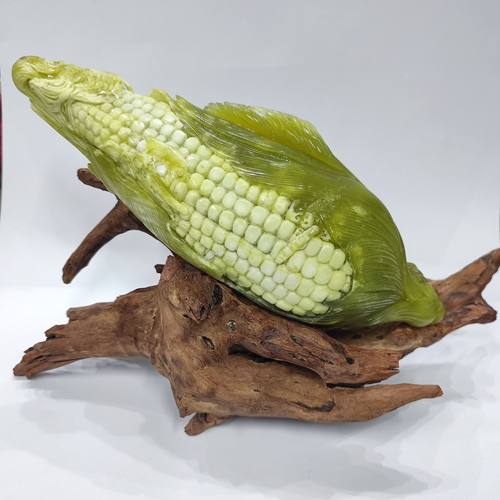 精品收藏天然岫玉花玉玉米摆件天然巧雕玉米摆件