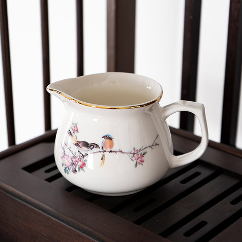 陶瓷纯白青花分茶器公道杯
