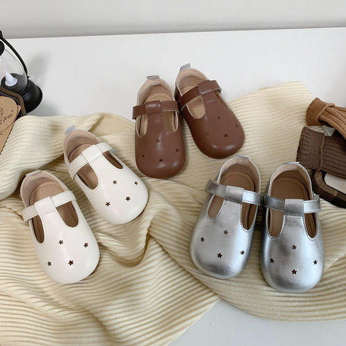 葵兮童鞋春秋新款纯色缕空小皮鞋