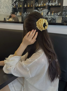 清新甜美少女风格纹花朵马尾抓夹