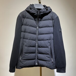 YR105秋冬新品商务拼接羽绒服连帽中厚保暖休闲时尚简约冬季外套