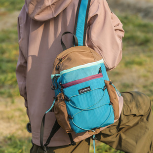 旅游轻便背包女轻量化迷你户外登山包徒步旅行运动束口双肩包女