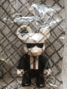 正品香港设计公仔Toy2R Qee Reservoir Dogs昆汀落水狗暴力熊盲盒