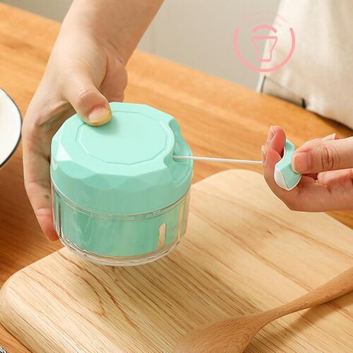 Pull String Garlic Chopper Crusher Press Manual Food Cutter