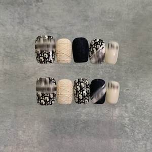 克莉丝汀-指甲陛下纯手工穿戴甲2025新款轻奢高级感显白小众系列