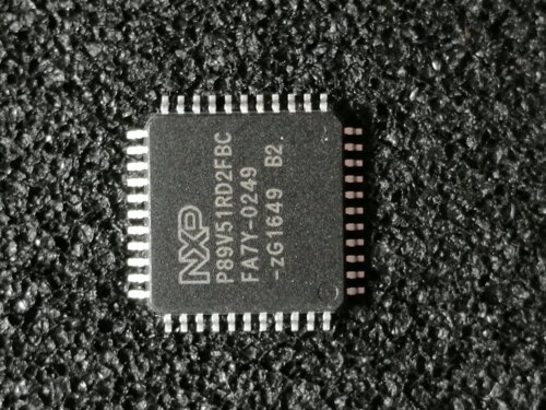 P2020NSE2MHC   P1025NSE5DFB   P89V51RD2FBC原装进口  正品现货