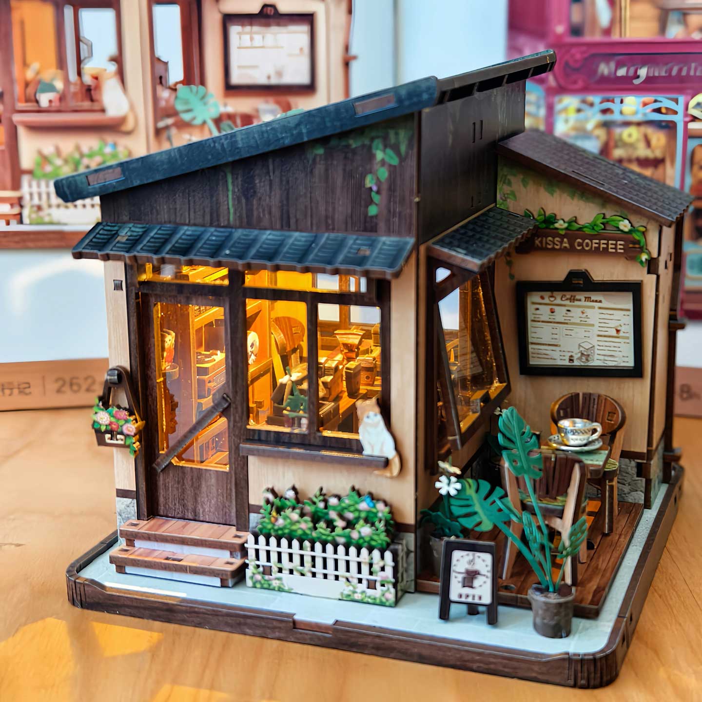 cutebee咖啡物语diy小屋立体模型图片