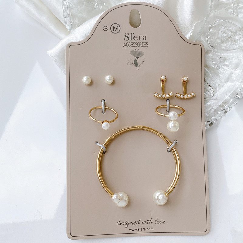 欧美外贸饰品 轻奢金色珍珠法式小众高级手镯耳钉戒指原单套装