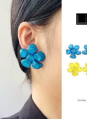 Dominique Denaive法国小众高级感树脂耳夹荧光半透明耳饰气质