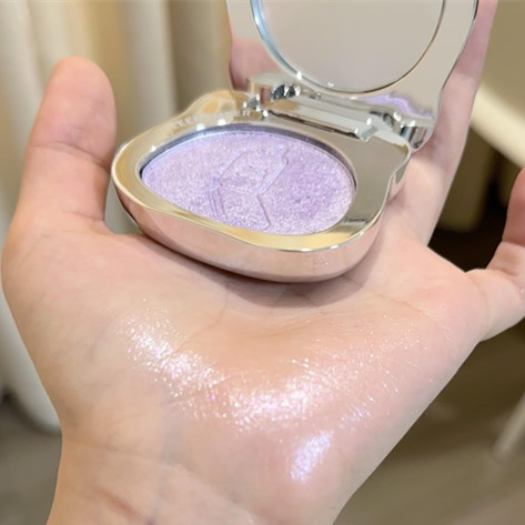 见光不见粉淡紫色更是韩系水光肌