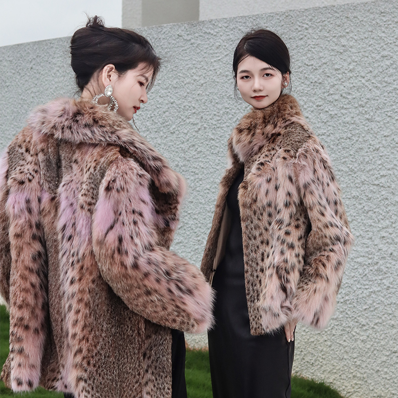 艾亿颉优雅毛毛短款粉色皮草