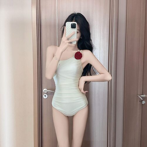 连体泳衣约会白色纯欲小胸绝美