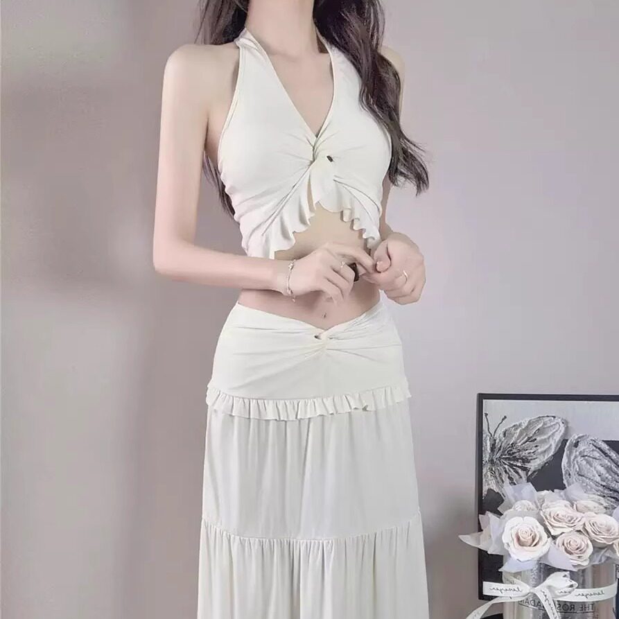 赛天仙！2025新款高级深V挂脖分体长裙泳衣女绝美沙滩度假比基尼