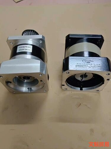 130行星减速机：PF115一5一P2/22一58一110一145一MB议价