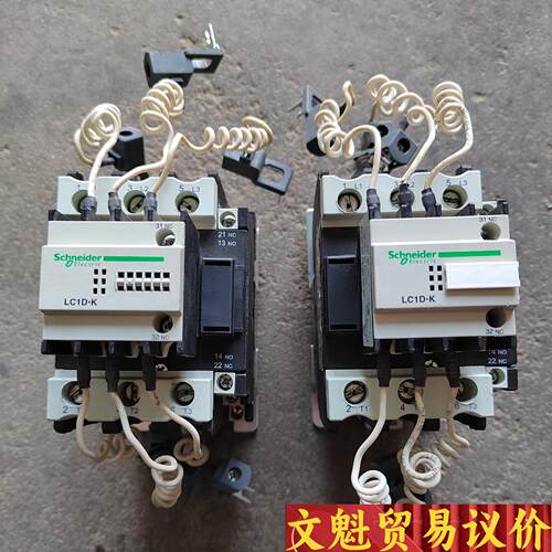 施耐德电容接触器LC1DPK12，成色非常新，线圈电压220议价商品
