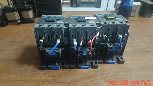 正泰交流接触器型号NXC-65现货三台成色如图功能完好二手拆.议价