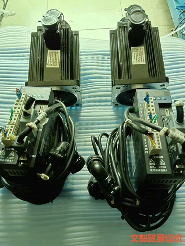 力川B2交流伺服电机驱动器2300瓦/型号LCDB2一233议价